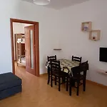 Kraja * Velipojë